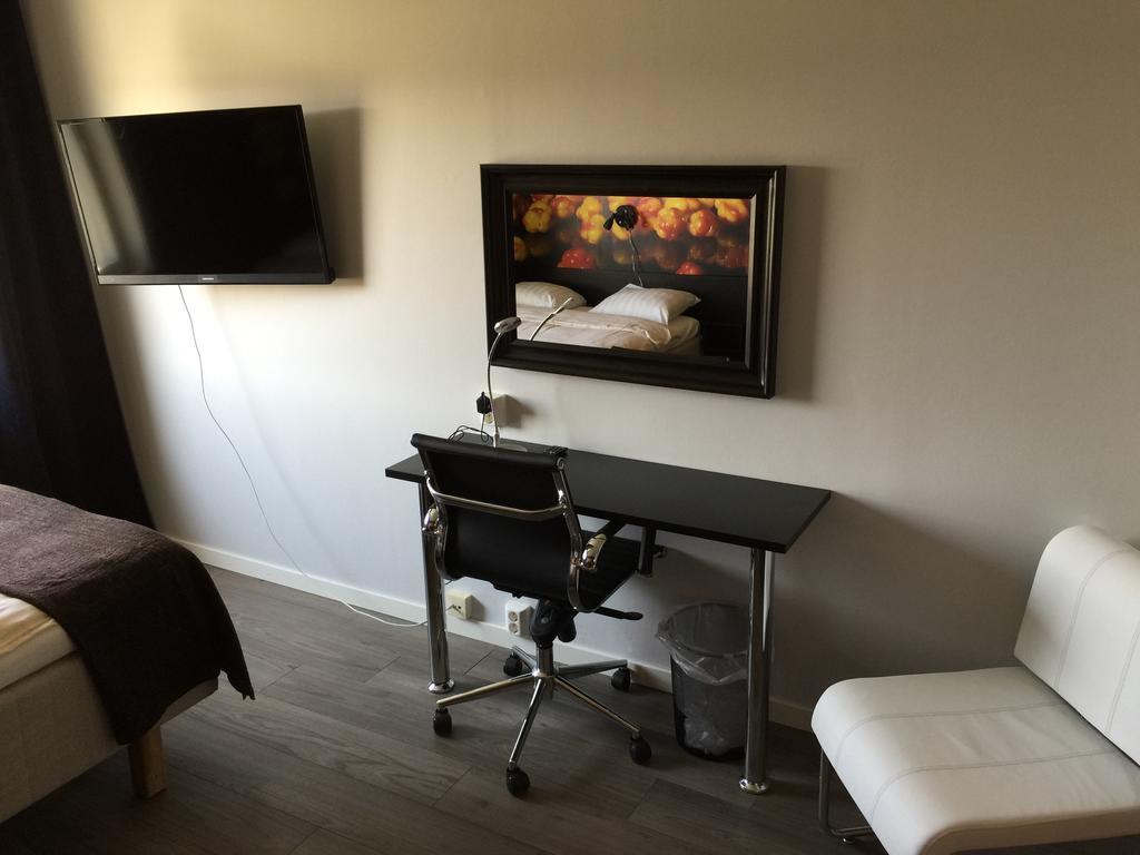 Hotell Smedjan Pajala Oda fotoğraf
