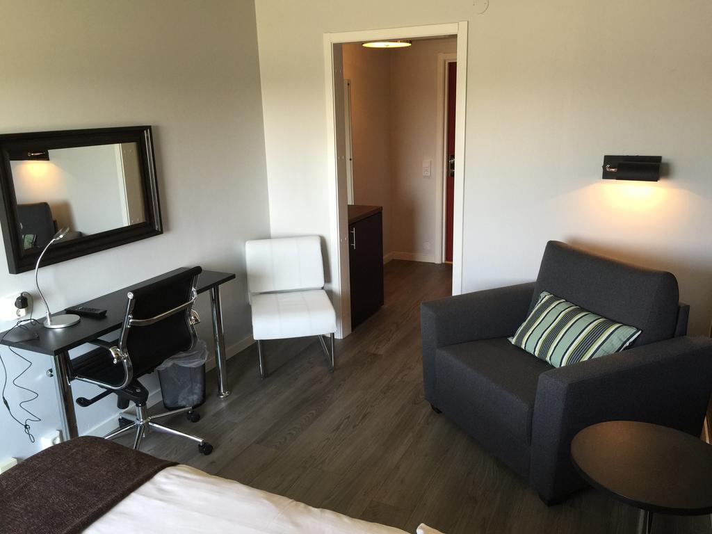 Hotell Smedjan Pajala Oda fotoğraf